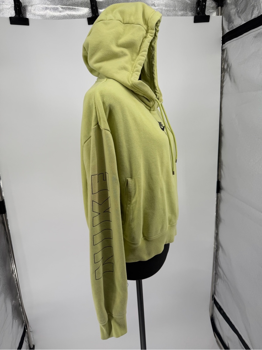 Nike Air green Pullover Hoodie - Picture 3 of 10